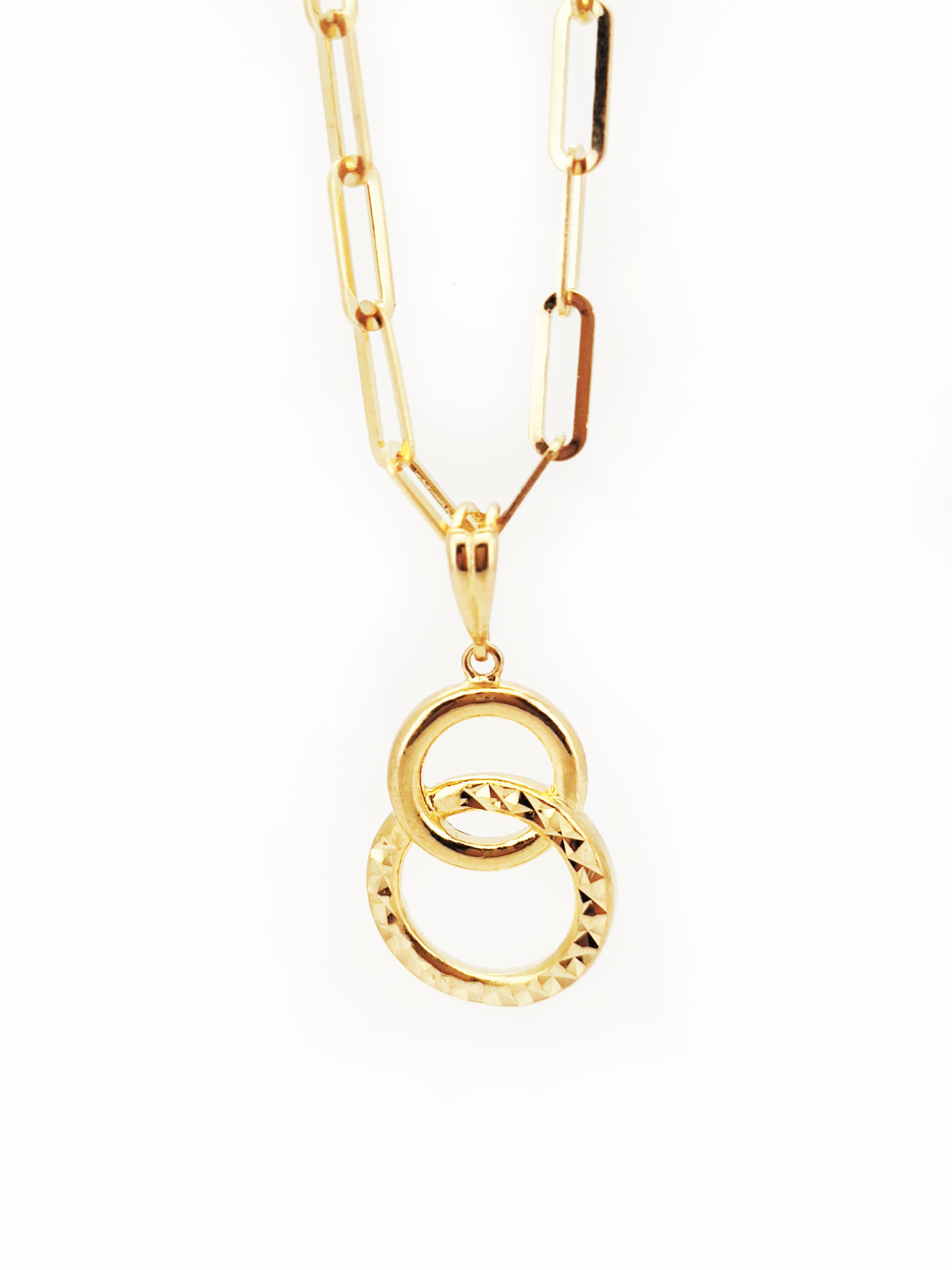 916 Figure 8 Pendant