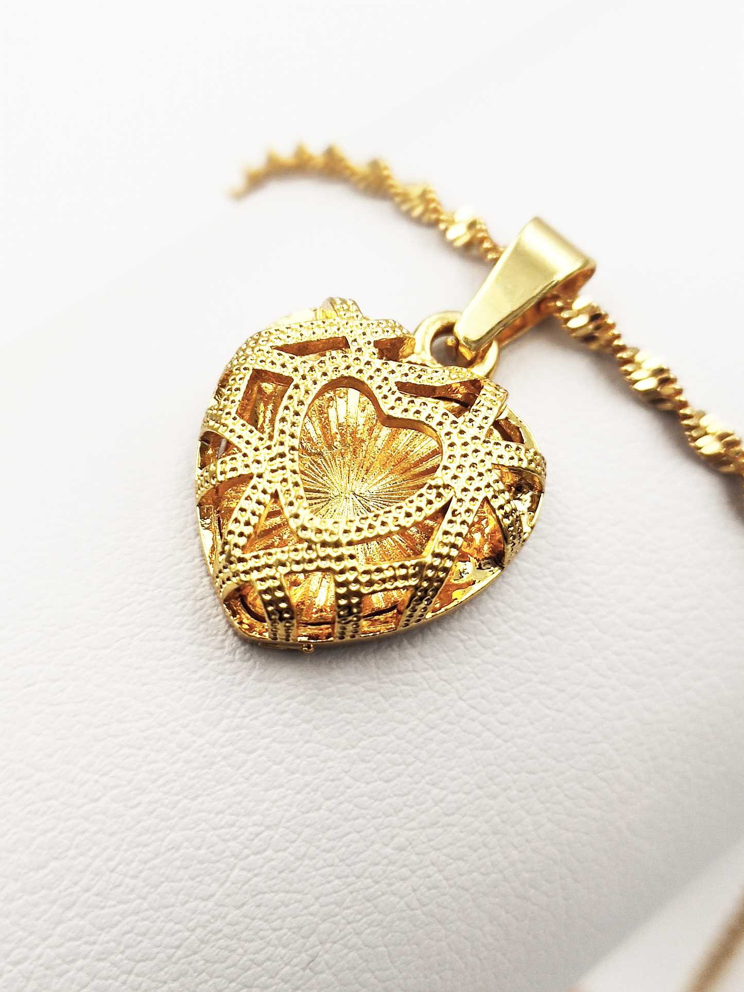 Titanium/Gold Plated Heart Pendent & Chain set ($66 take away)