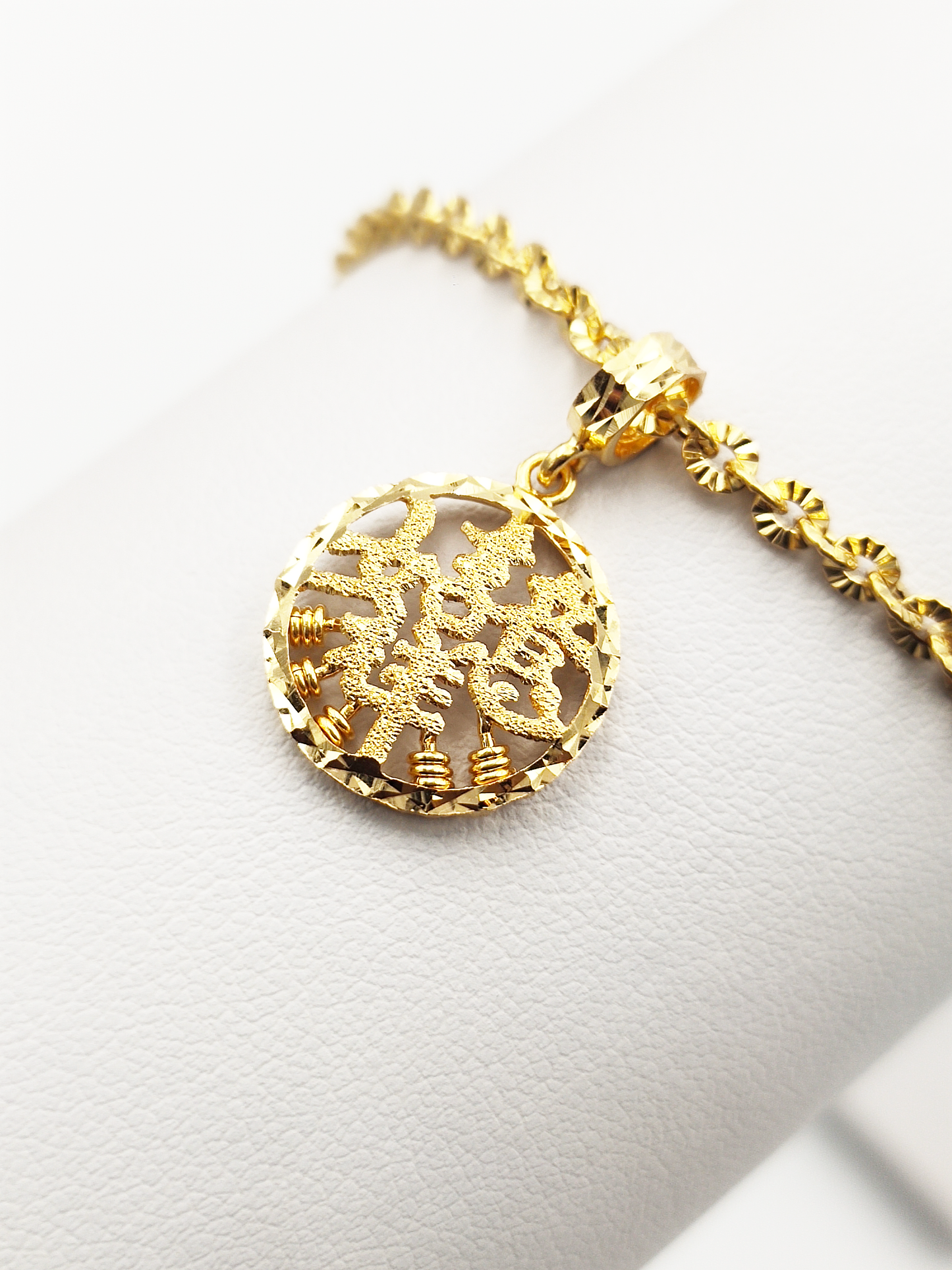 916 Ji Xiang Pendant