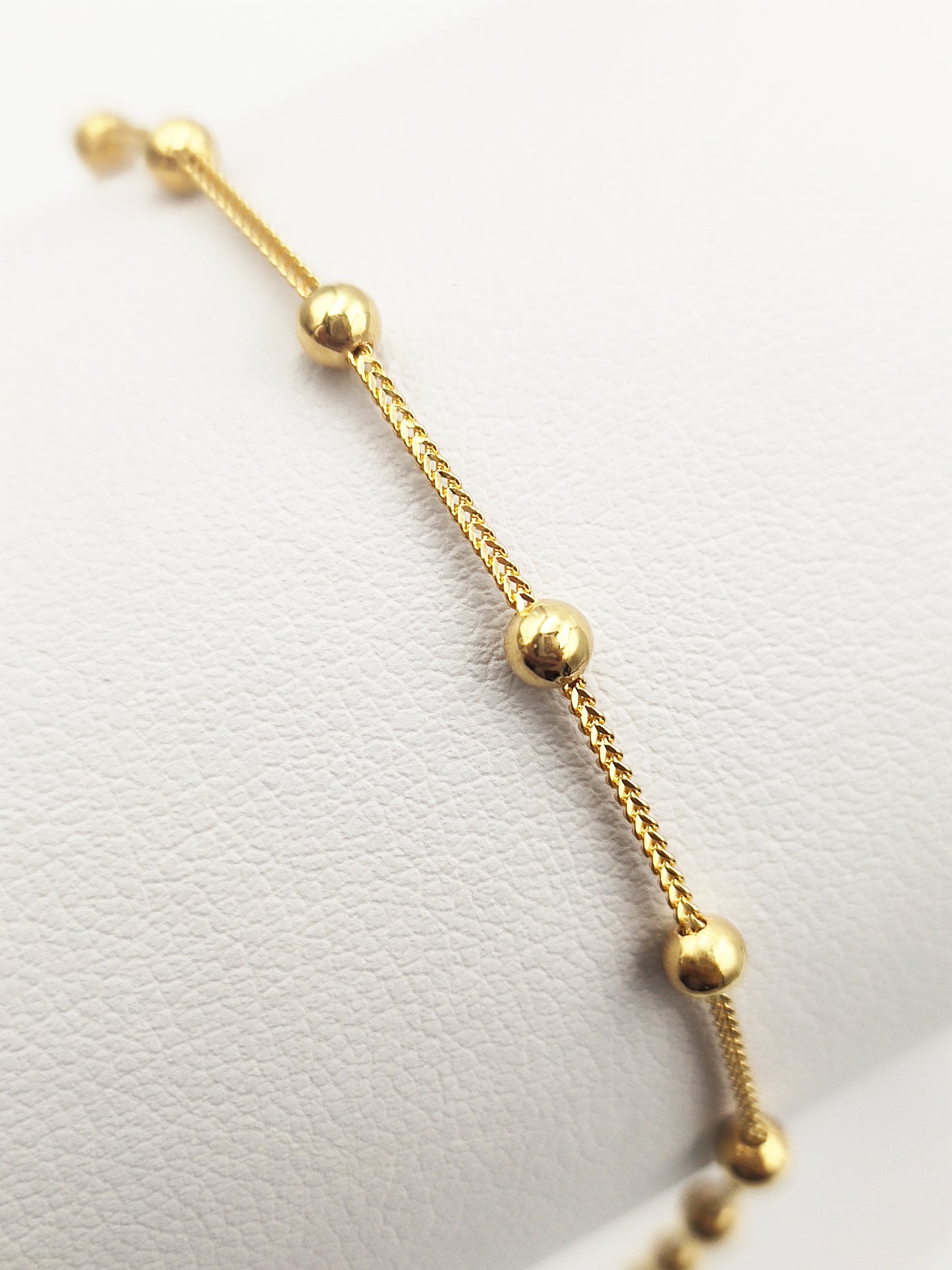 916 Turkey Ball Anklet