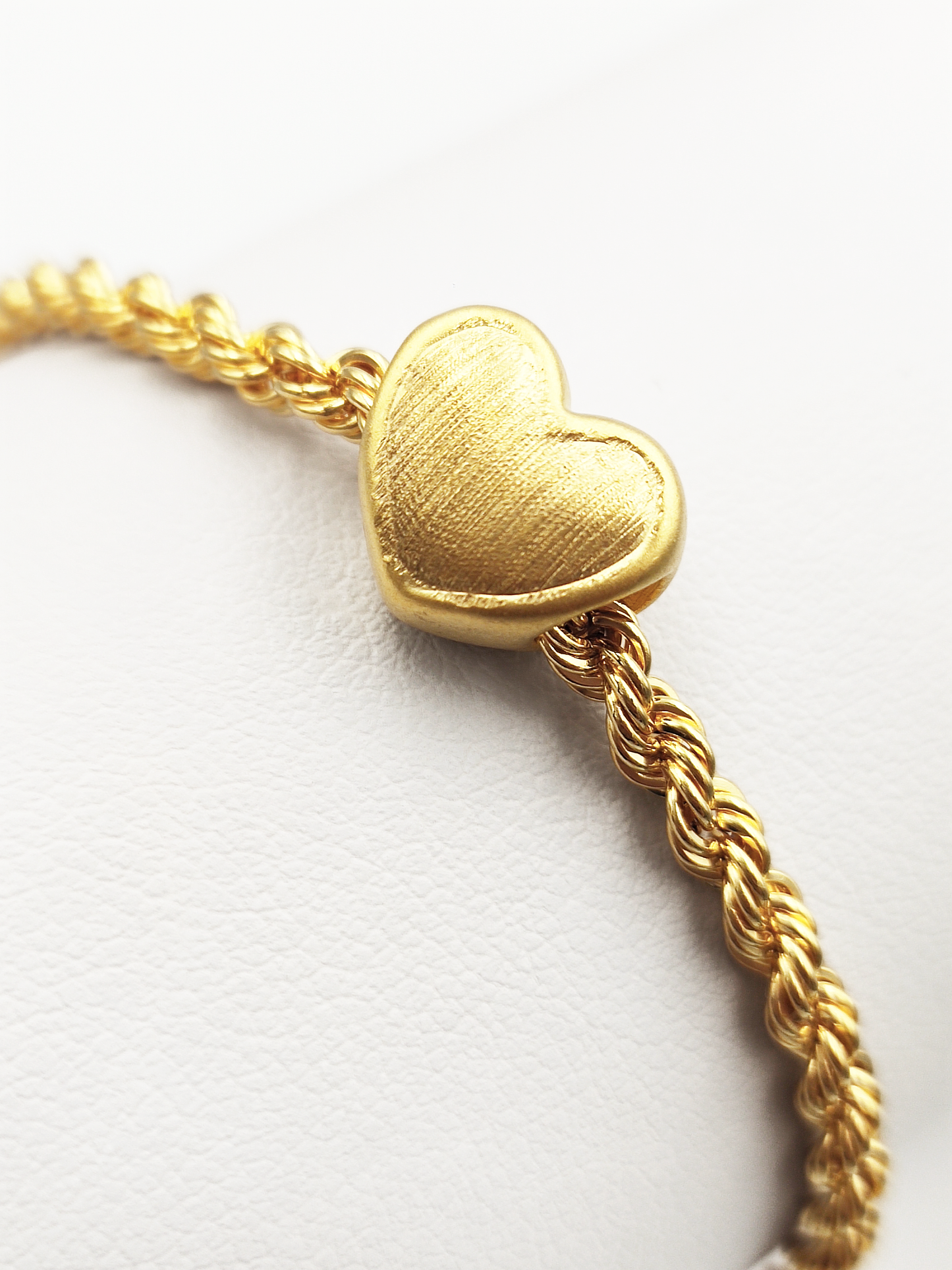 999 (5G) Heart Pendant