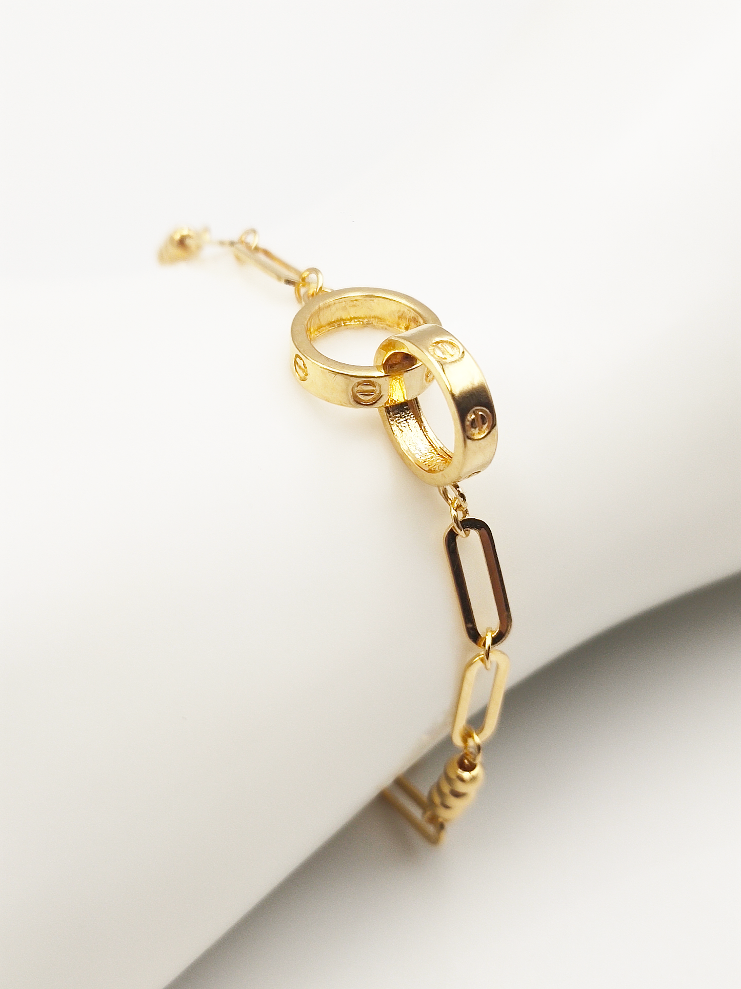 916 C Designer Bracelet