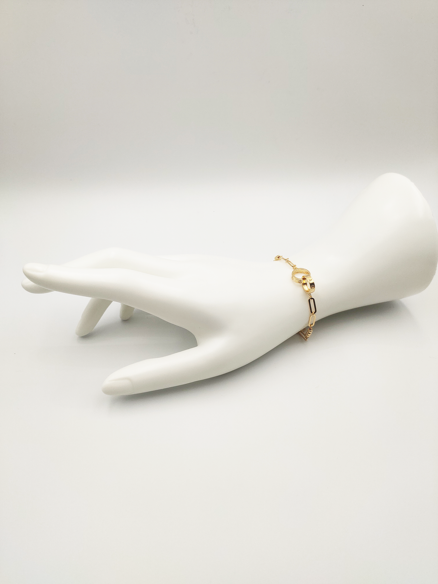 916 C Designer Bracelet