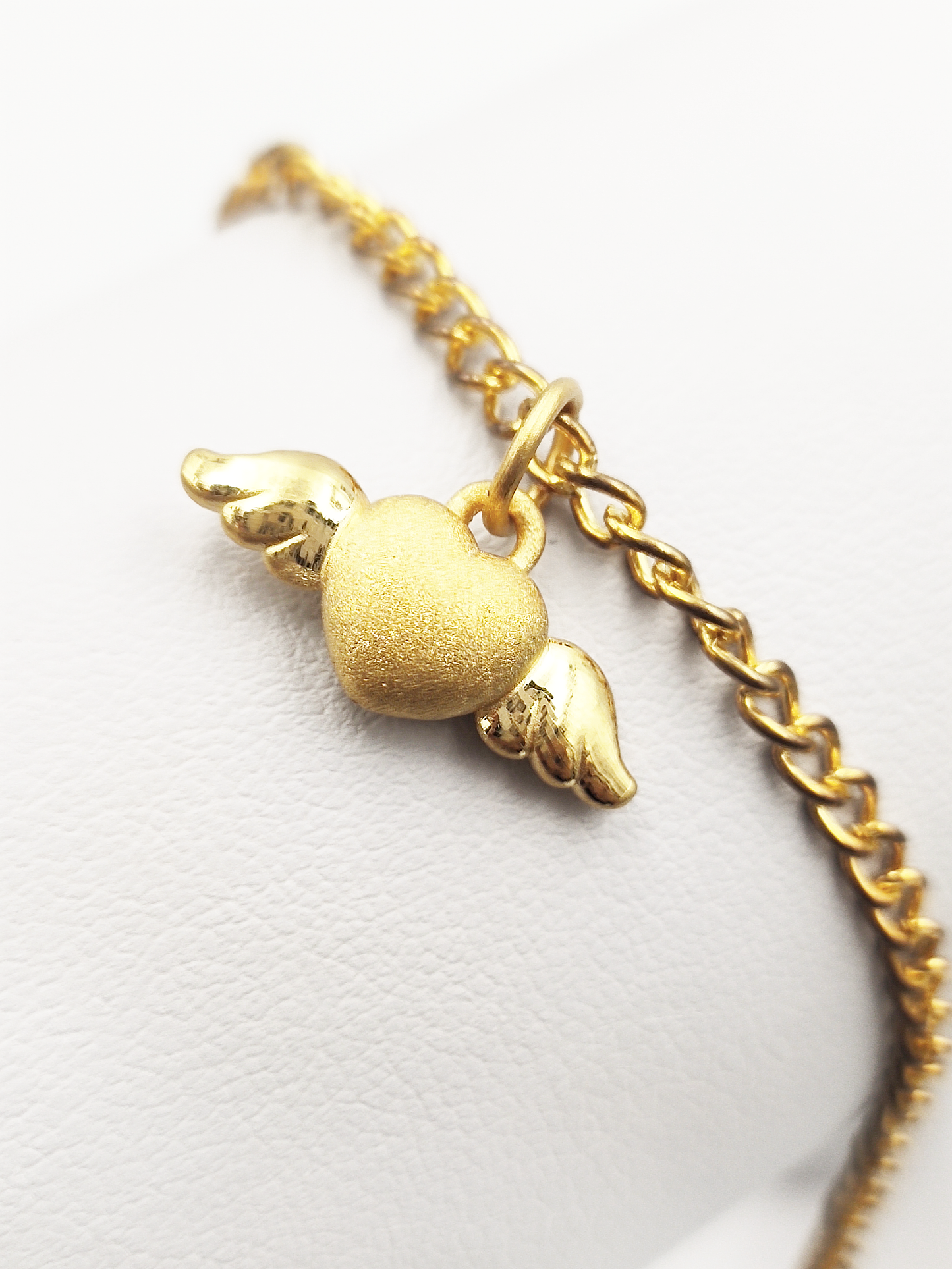 999 (5G) Angel Heart Pendant