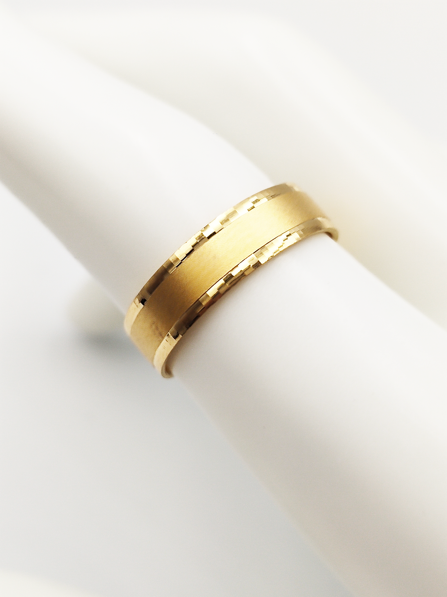 916 Matt Gold Ring