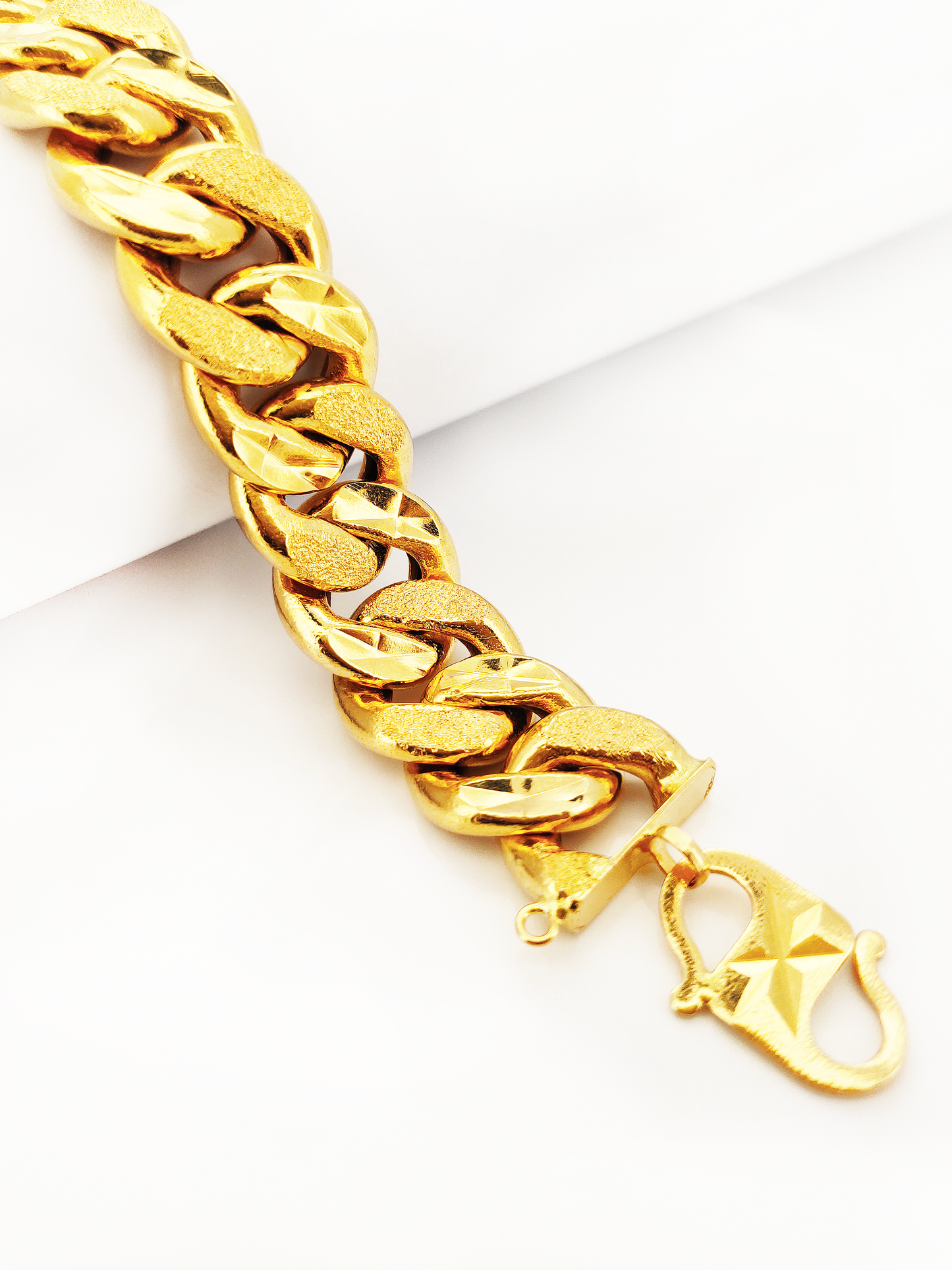 916 Cowboy Bracelet (13mm series & Above)