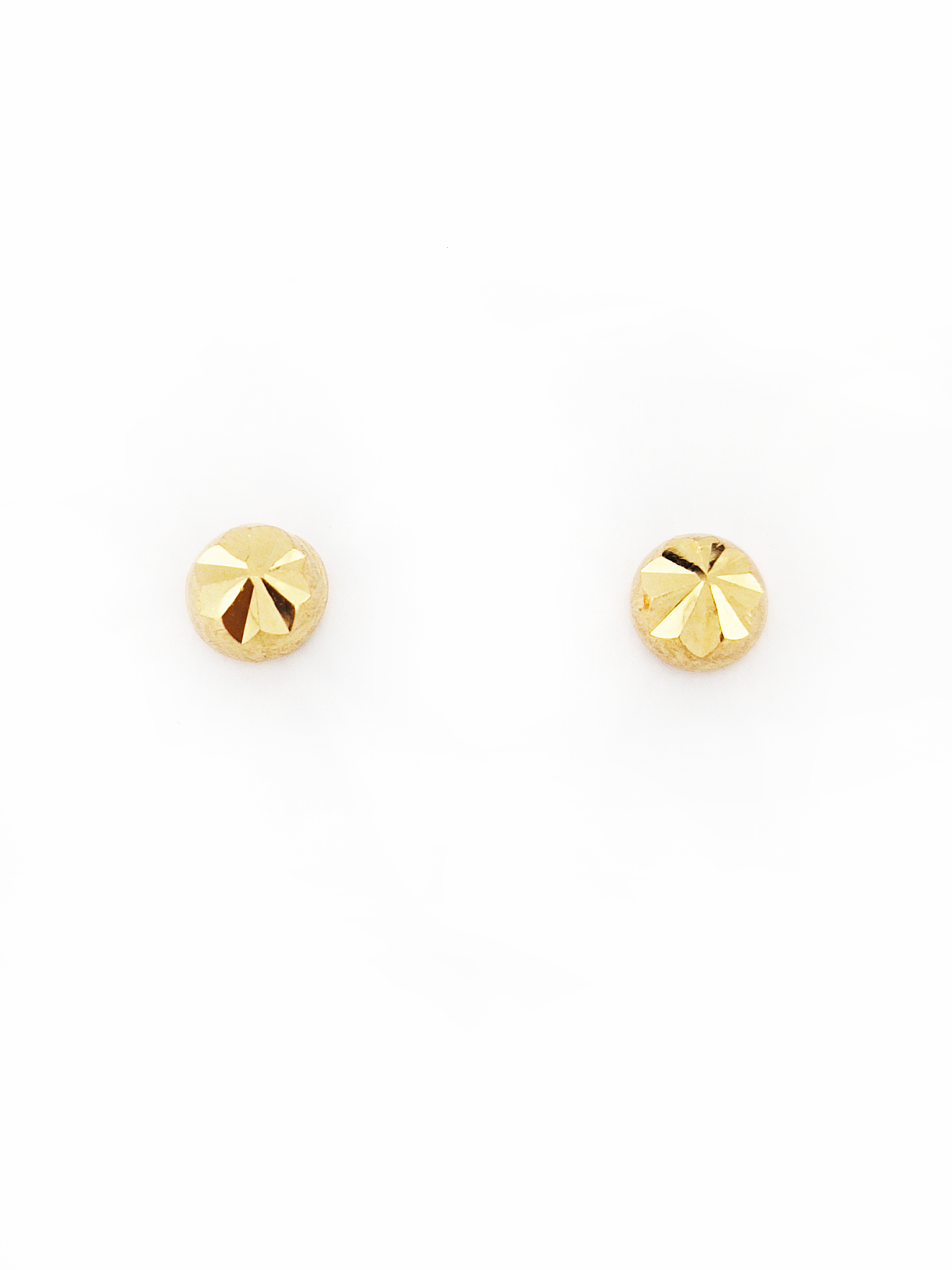916 Diamond-Cut Earrings