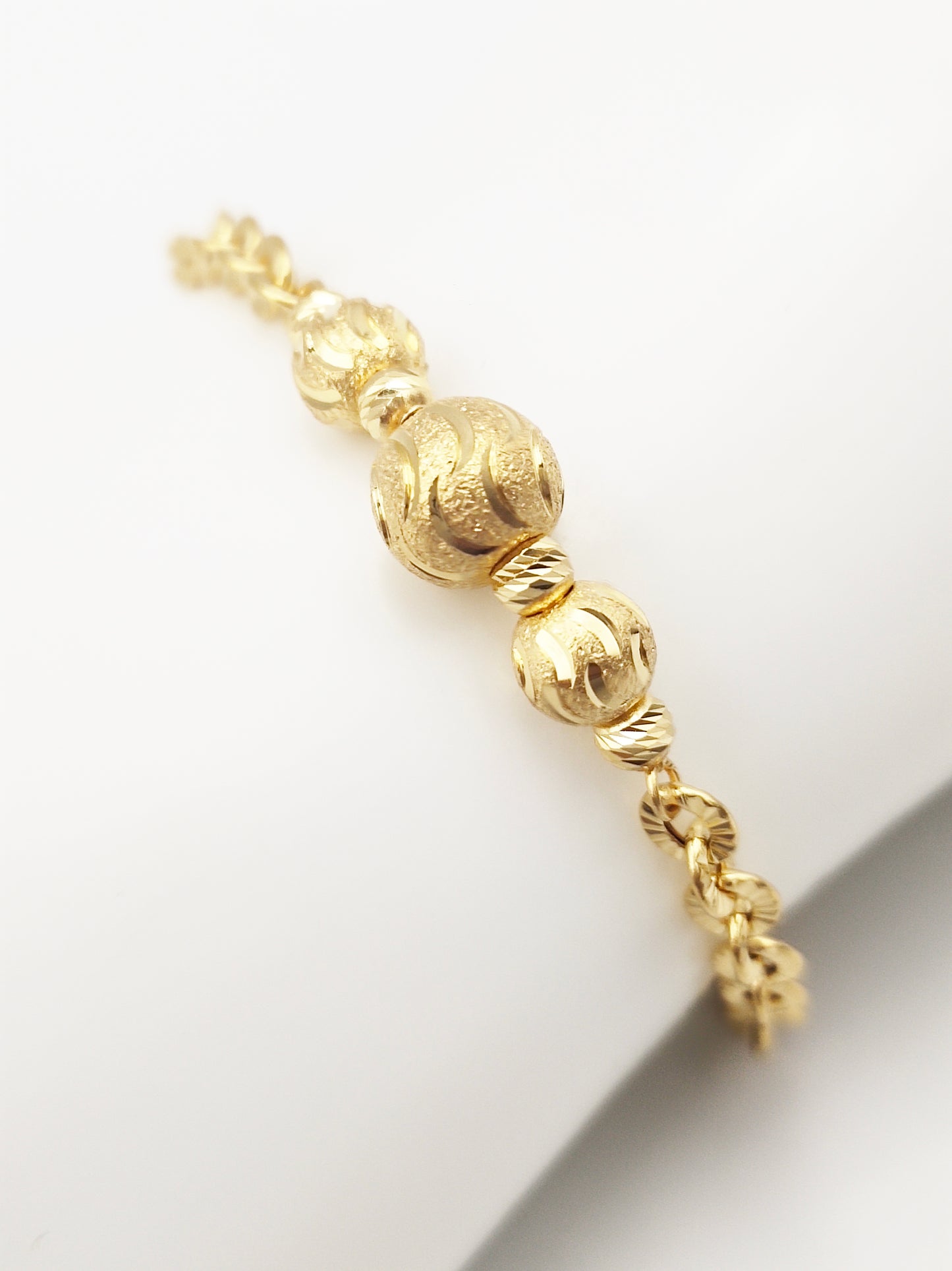 916 Sunflower 3 Gradient Ball Bracelet