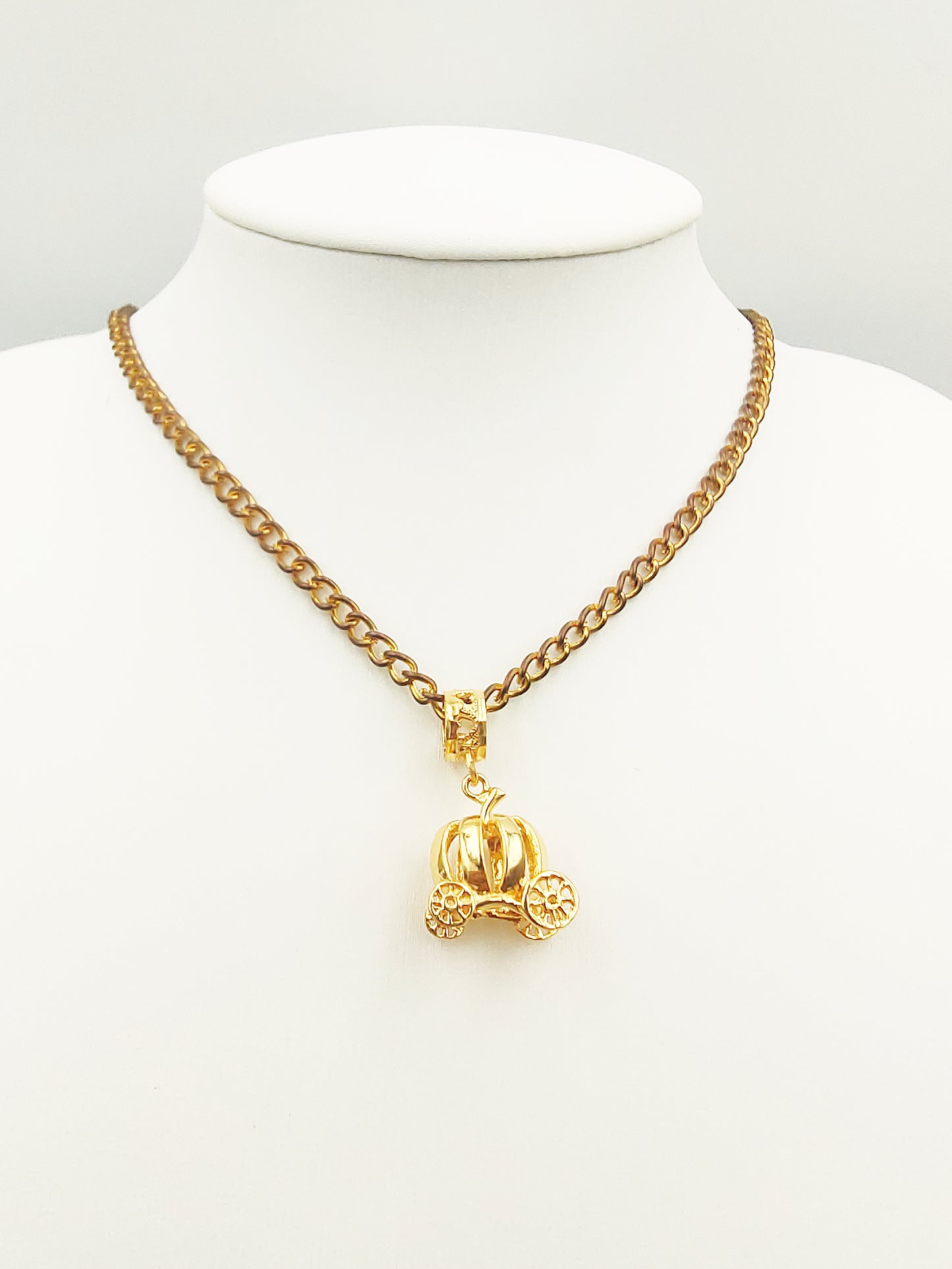916 Pumpkin Cart Pendant