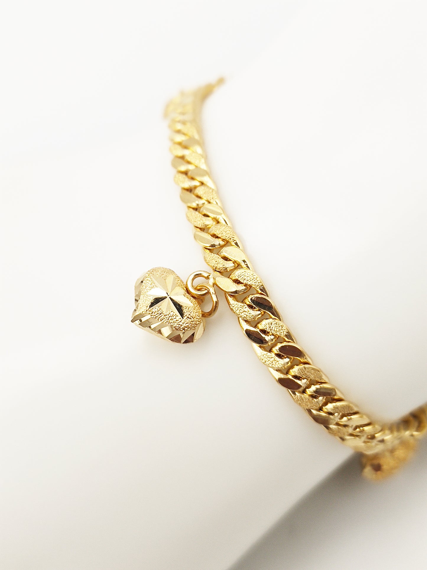 916 Cowboy Dangling Bracelet