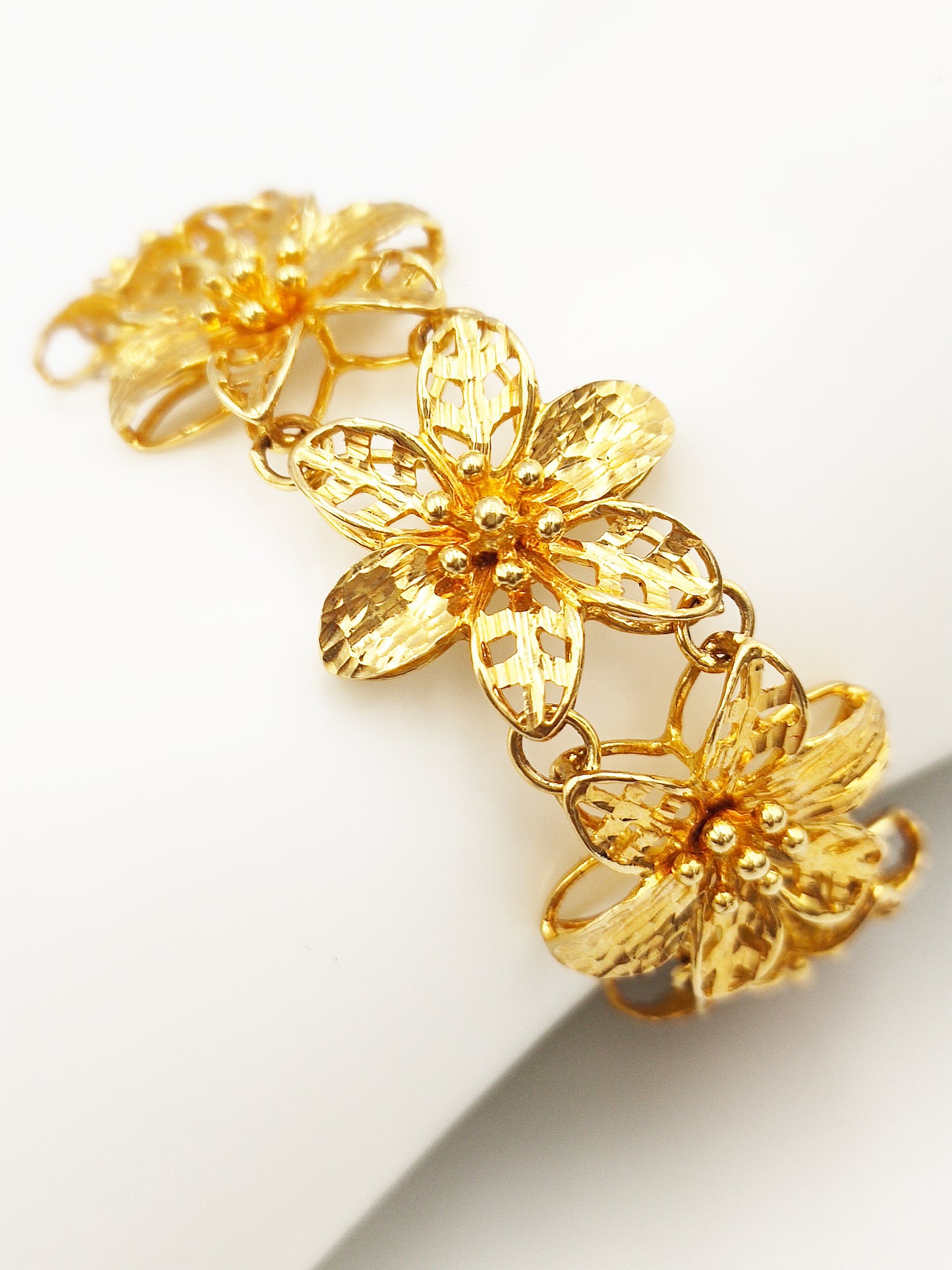 916 Flower Bracelet
