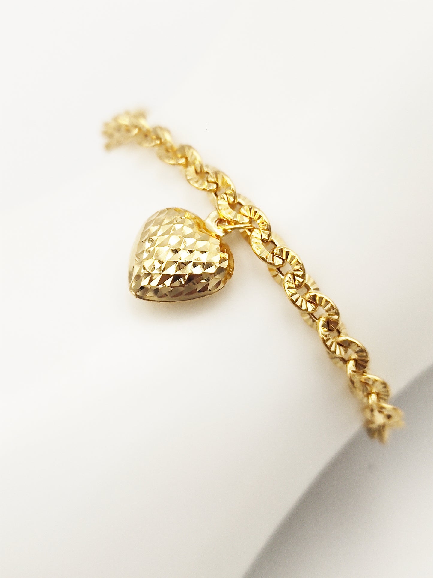 916 Sunflower 3 Hearts Dangling Bracelet