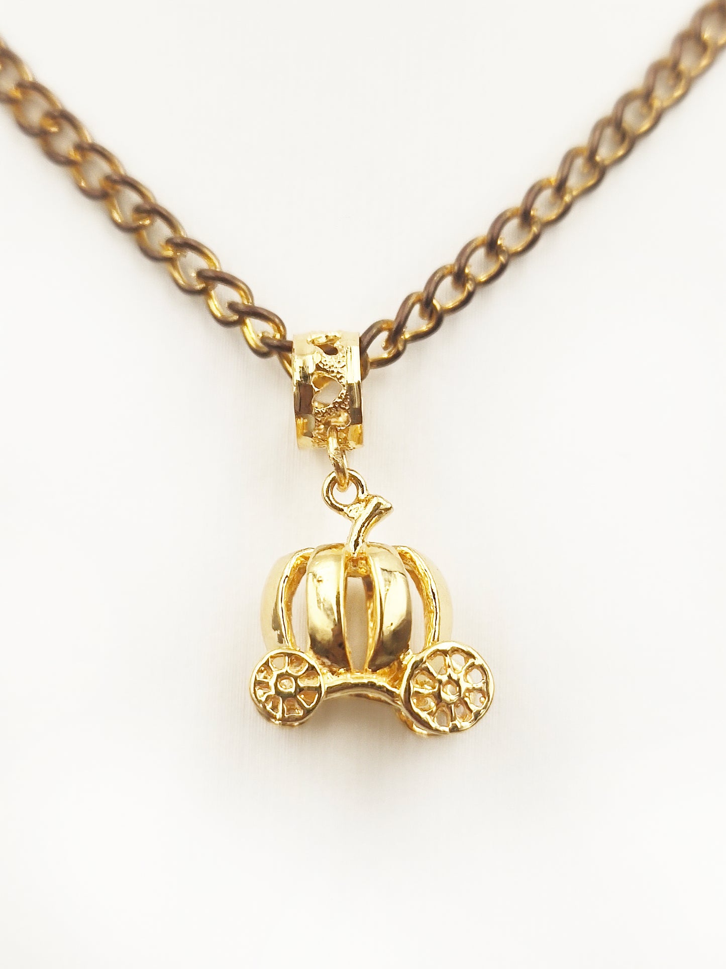 916 Pumpkin Cart Pendant