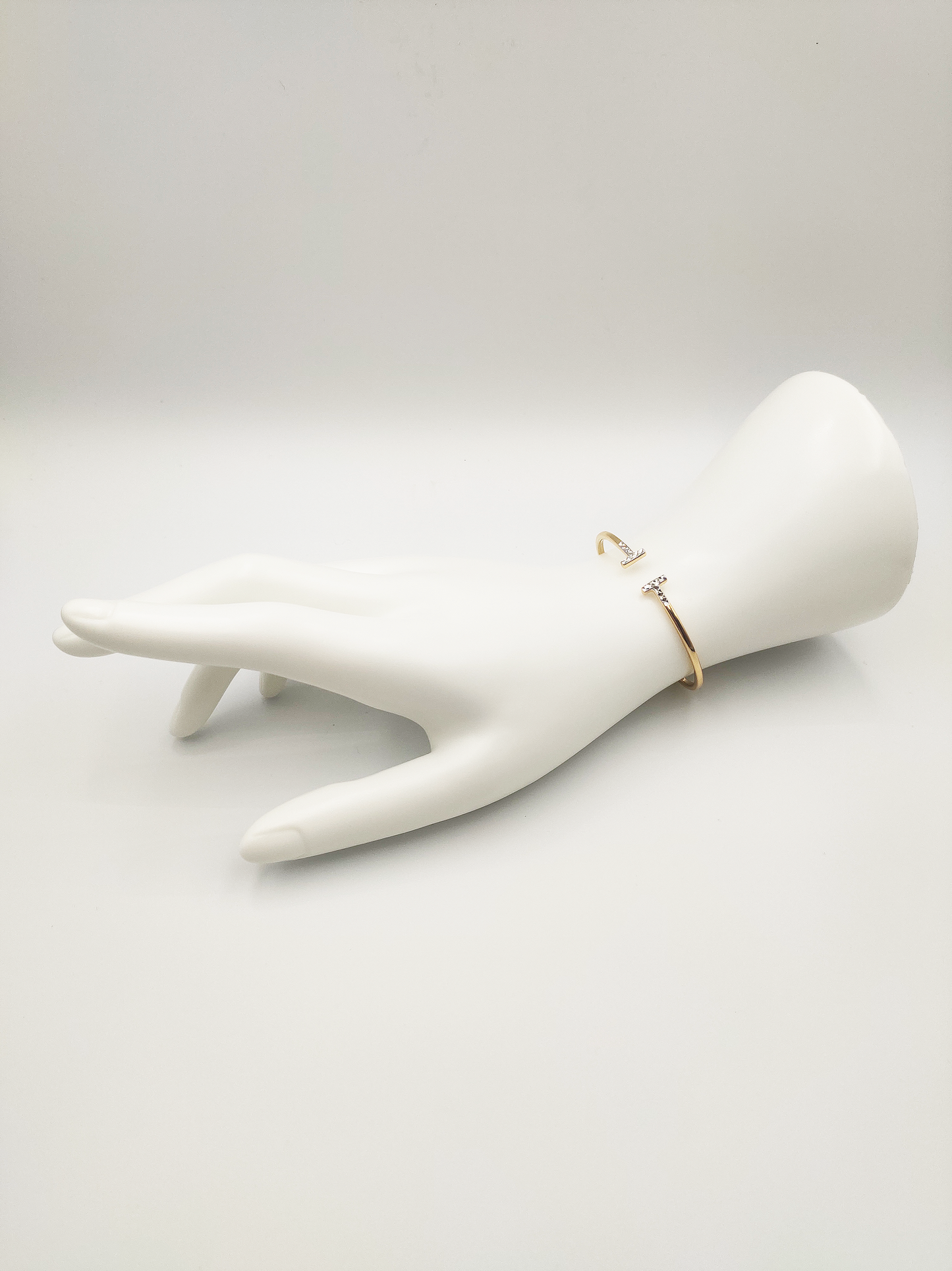 916 Designer 2 Tone T Bangle