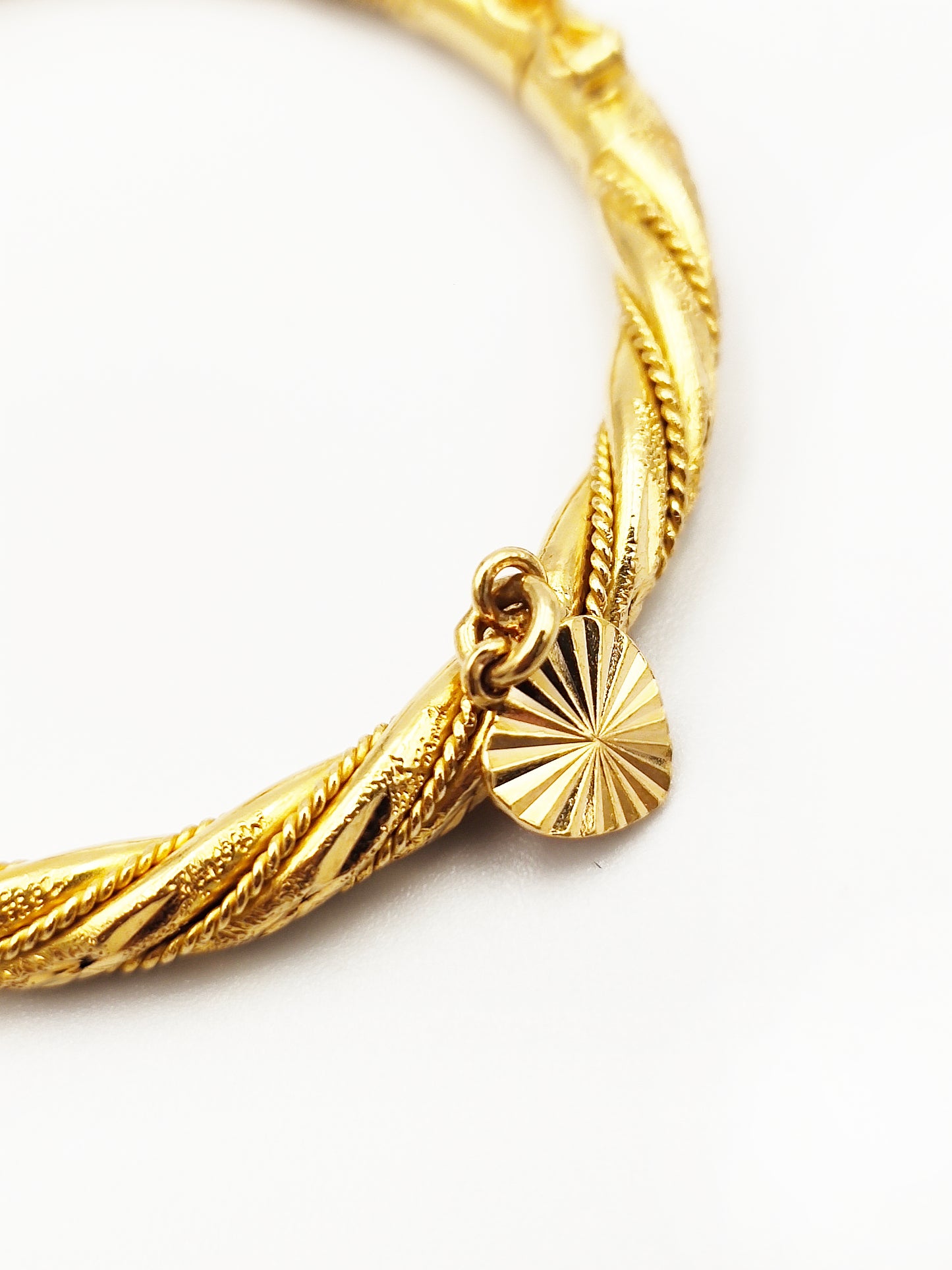 916 Bangle