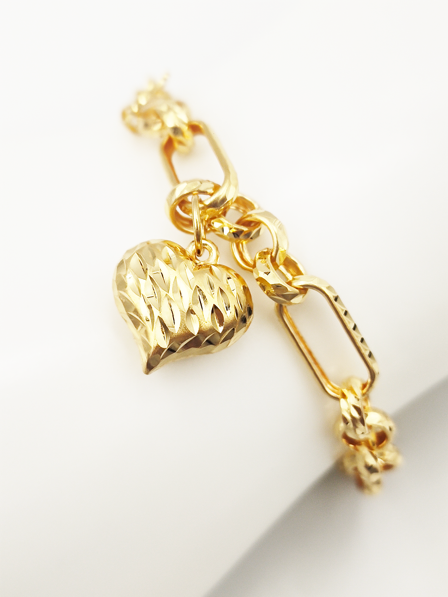 916 Single Heart Bracelet