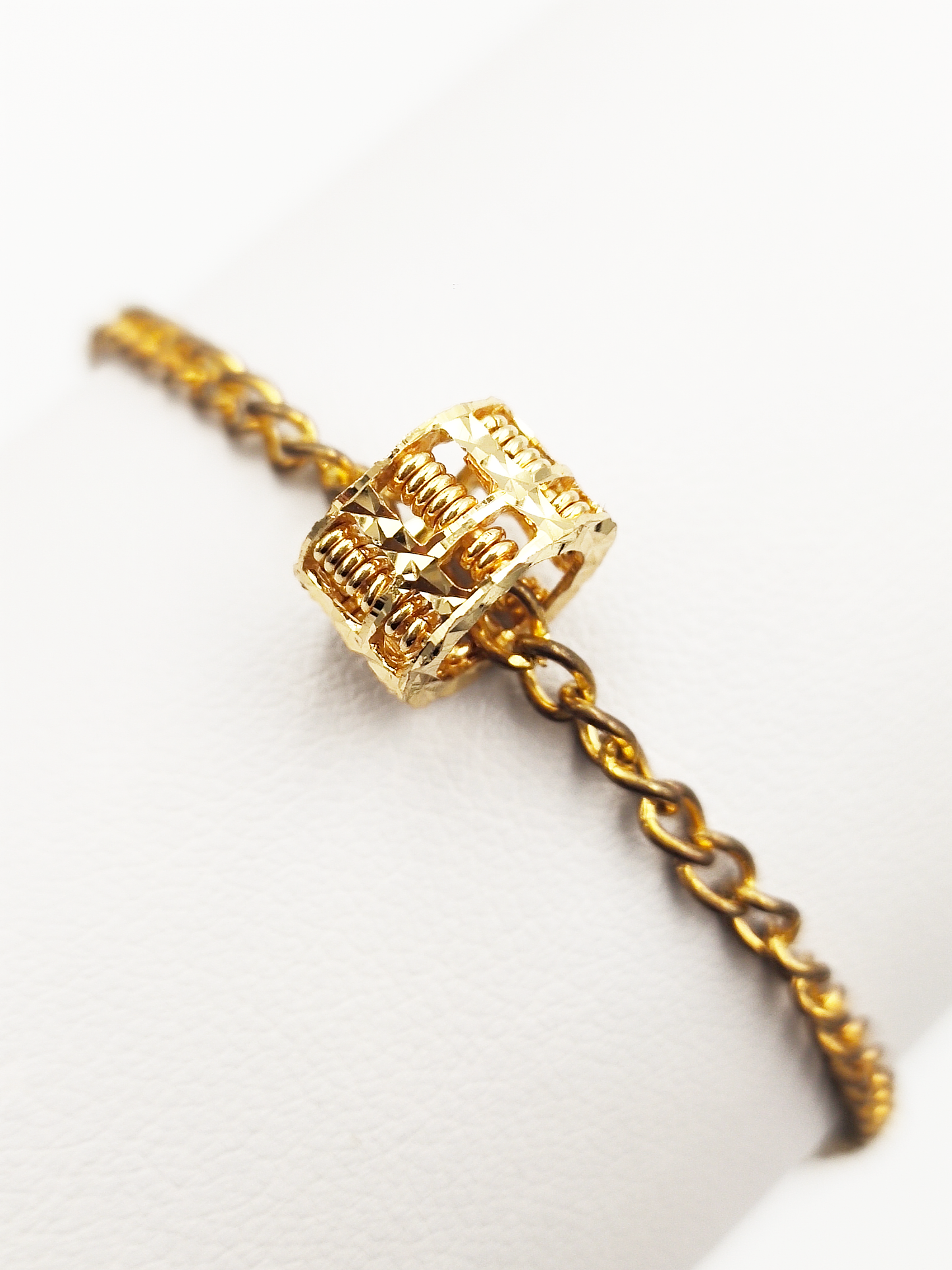 916 Round Abacus Pendant