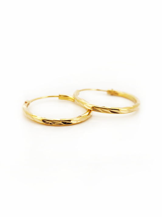916 Diamond Cut Earrings