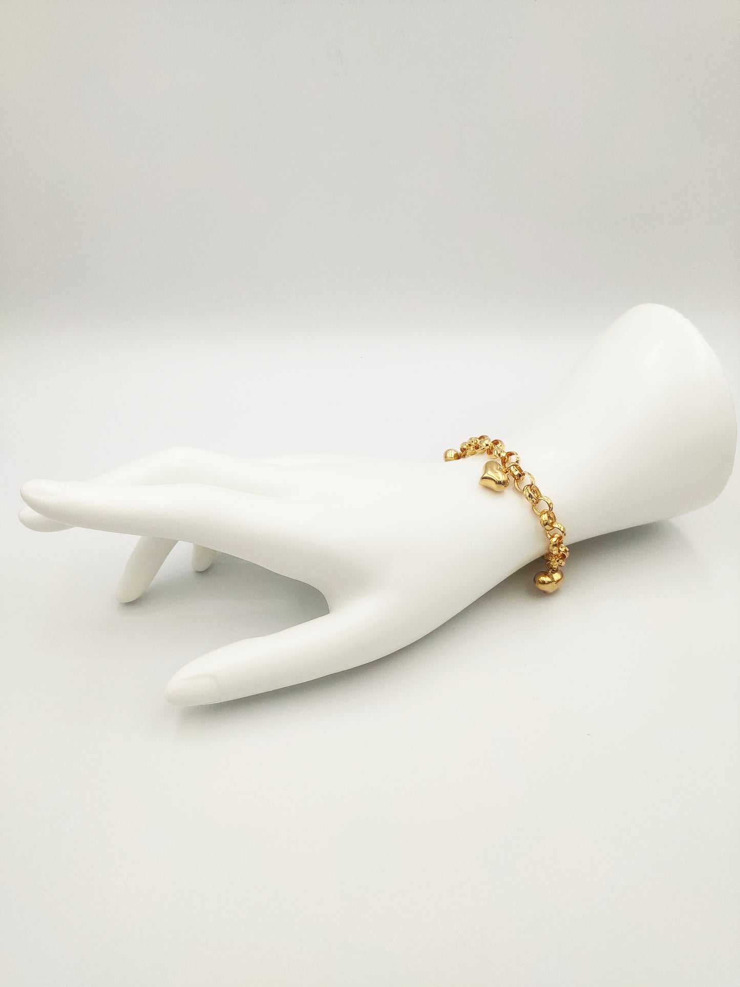 916 Solid Circle Full Heart Bracelet