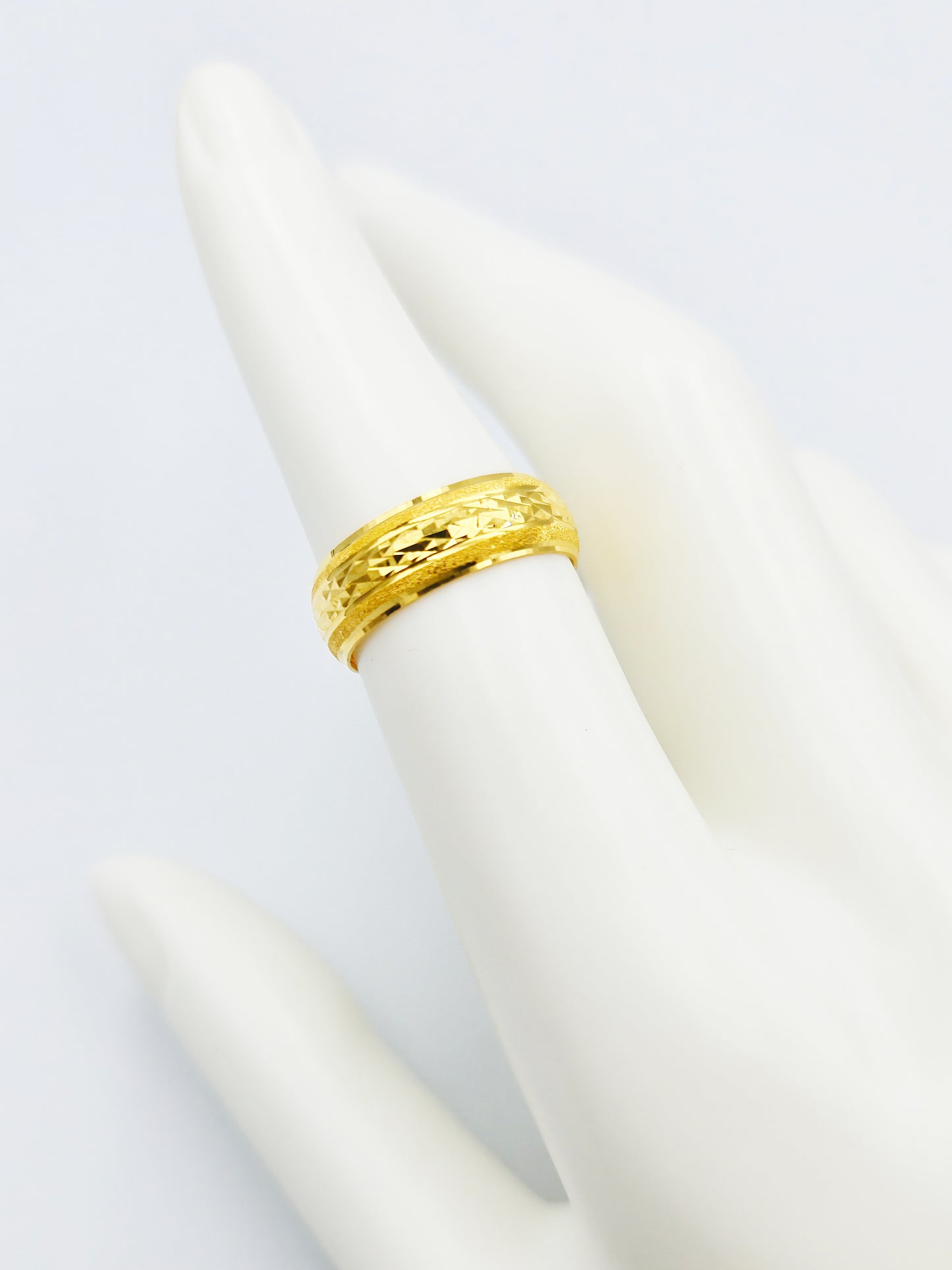 916 Shaped Ring