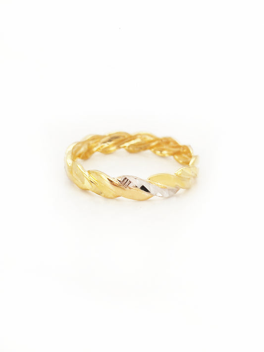 916 Two Tune Twisted Ring