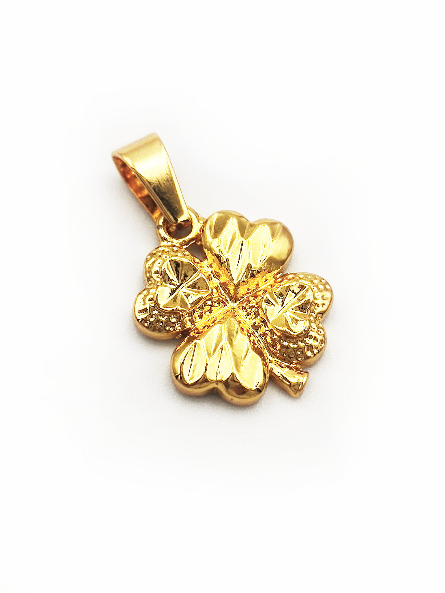 Titanium/Gold Plated Clover Pendent & Chain set ($66 take away)