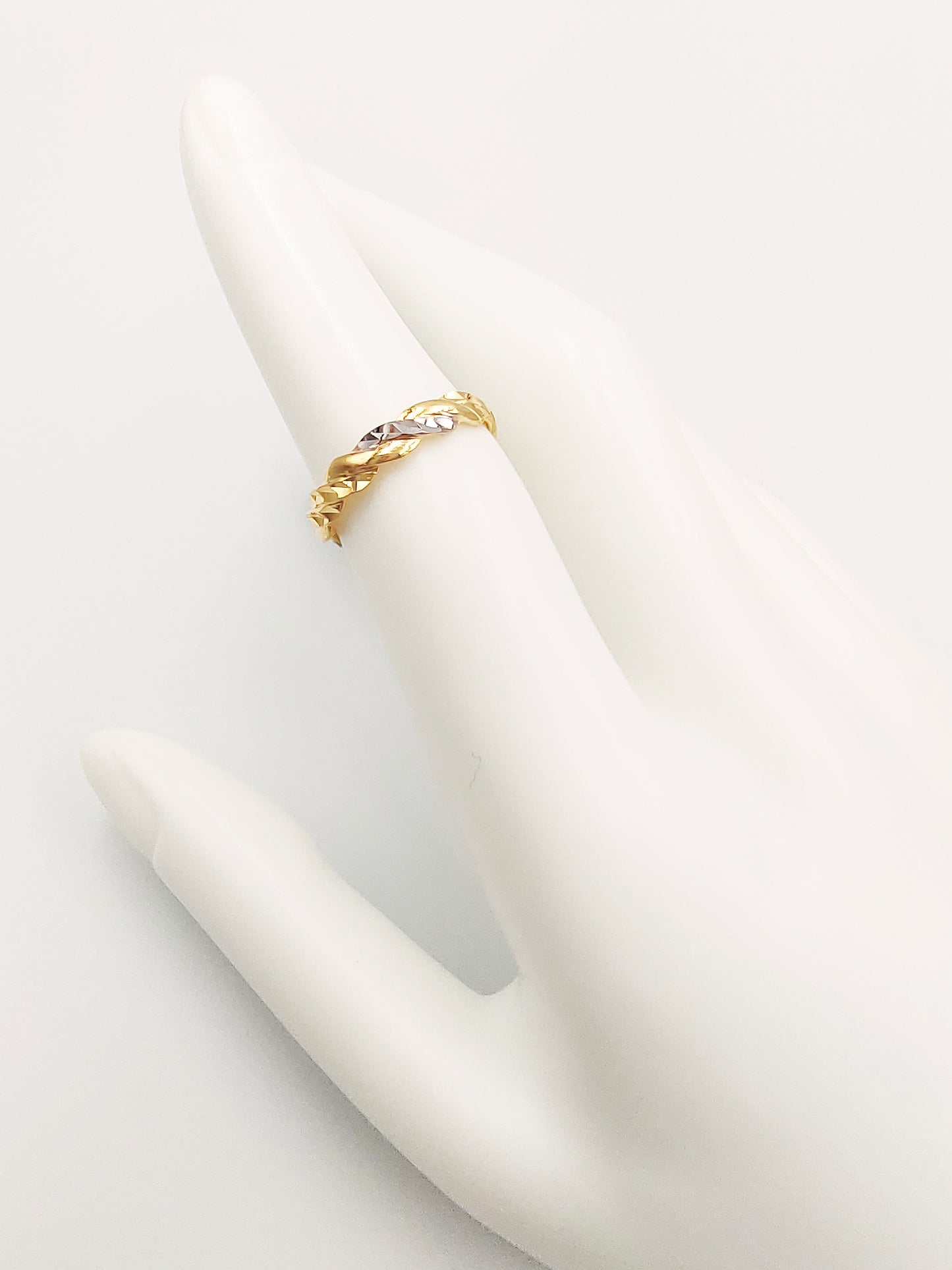 916 Two Tune Twisted Ring