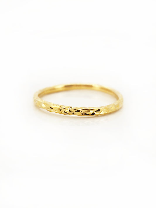 916 Simple Thin Ring