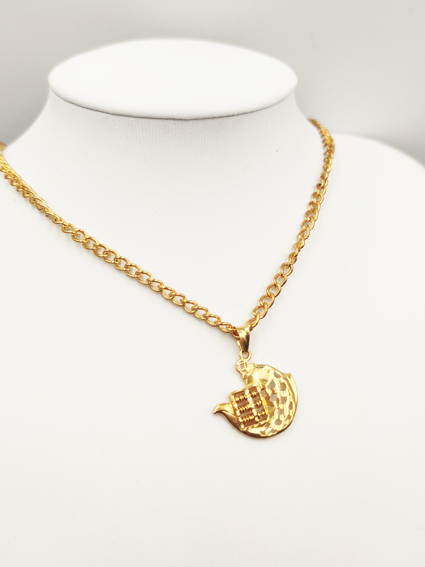 916 Fish Abacus Pendant
