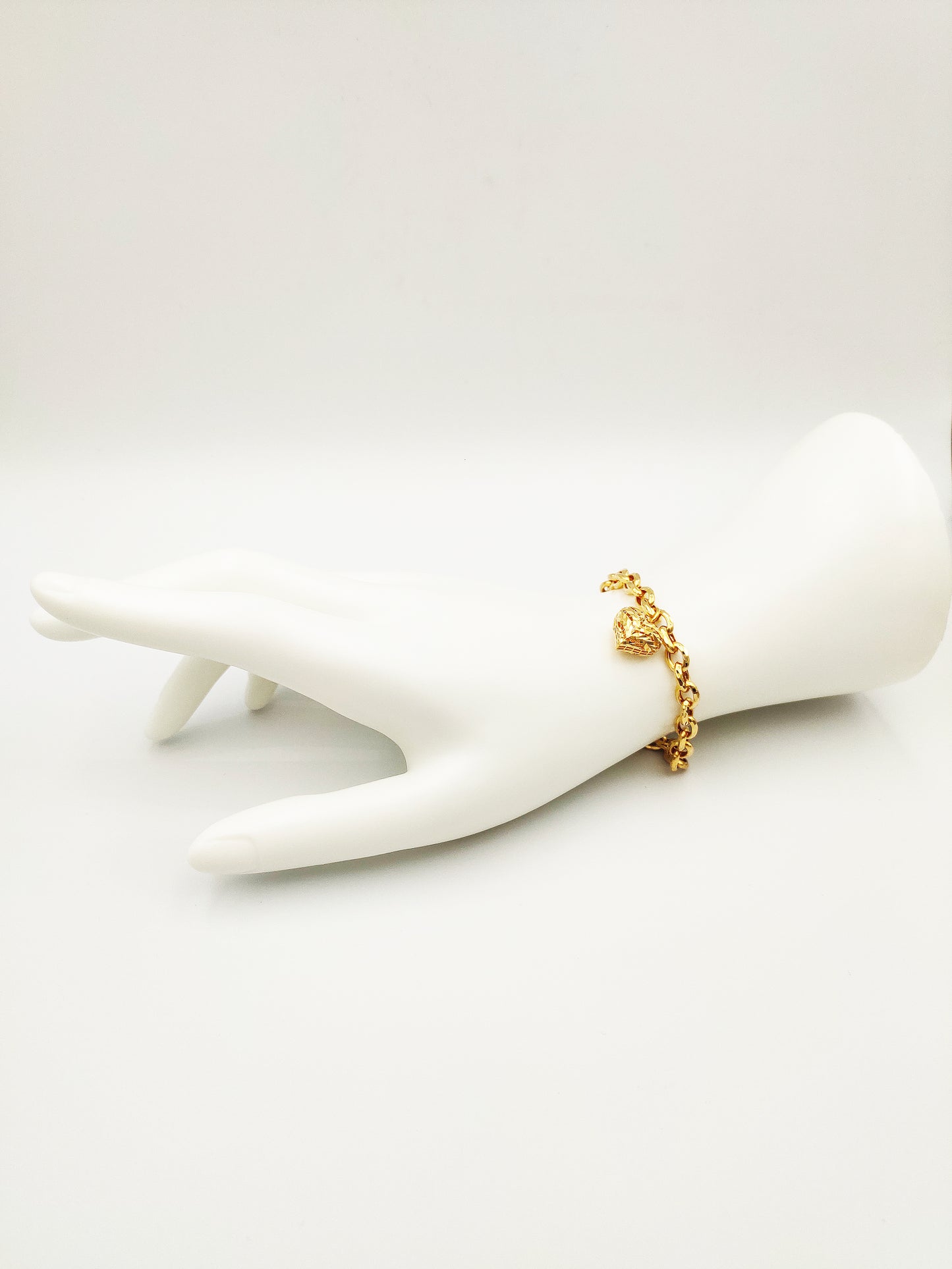 916 1 Heart Siput Dangling Bracelet