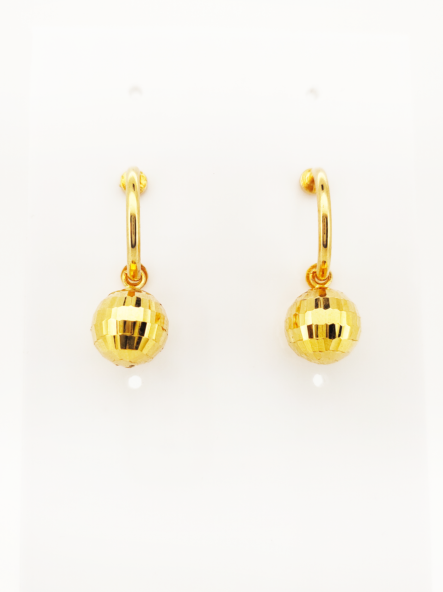 916 Round Dangling Earrings