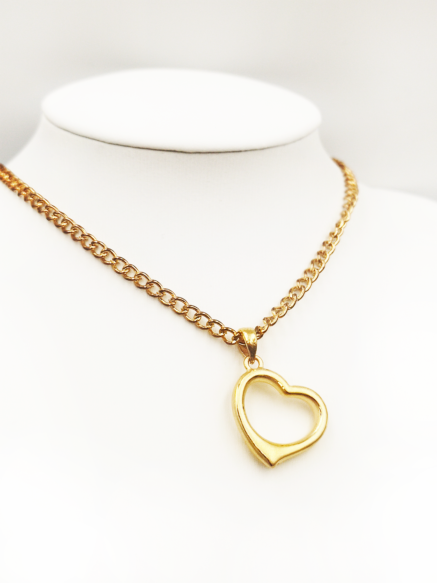 999 (5G) Heart Pendant