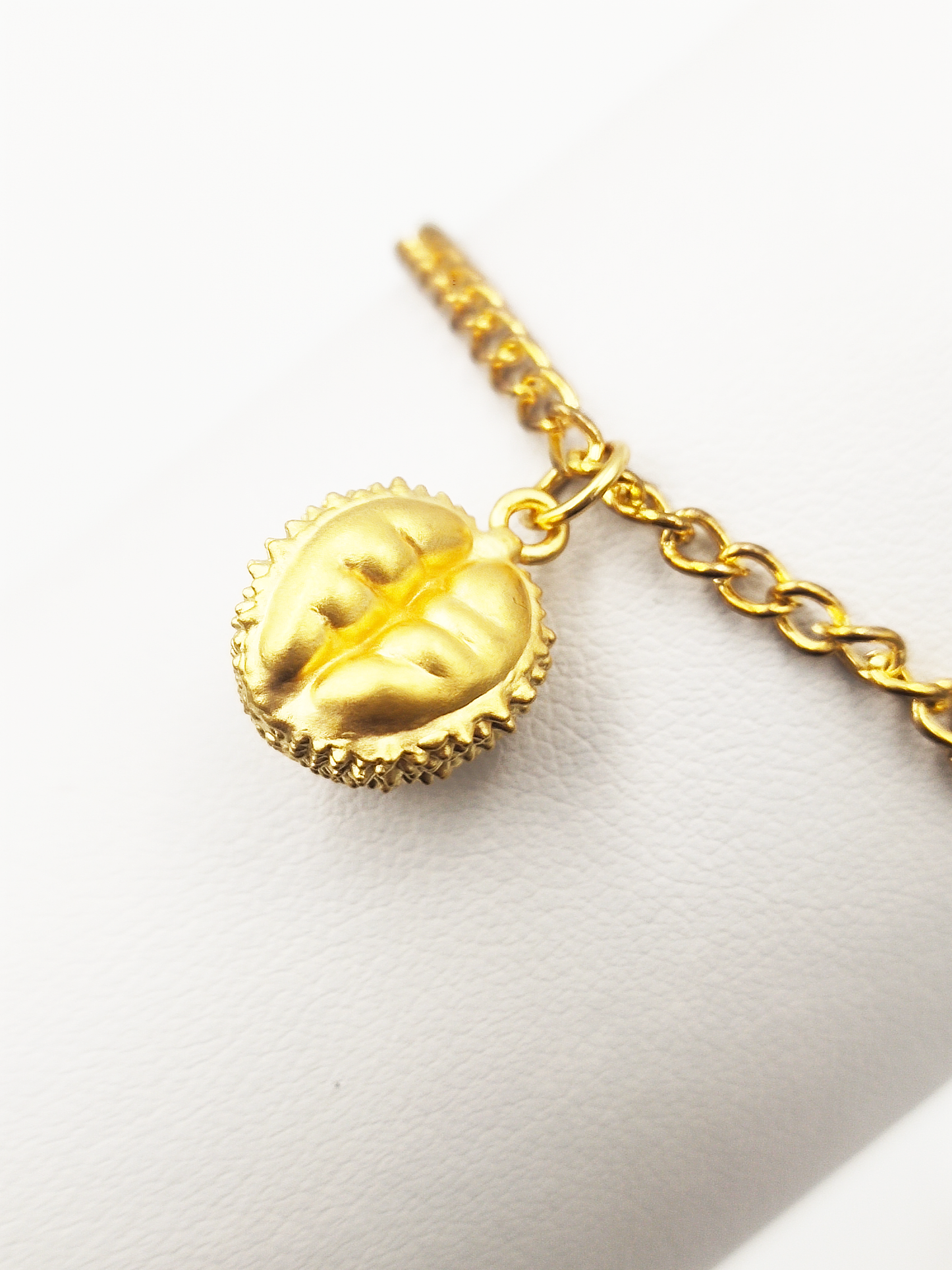 999 (5G) Durian Pendant