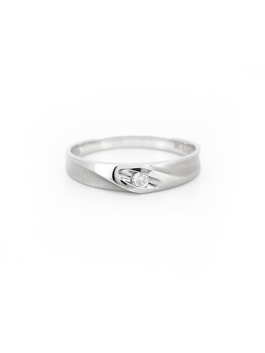 White Gold Ring With Diamond 0.031CT & 0.063CT