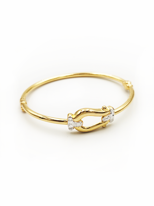 916 F Designer Bangle