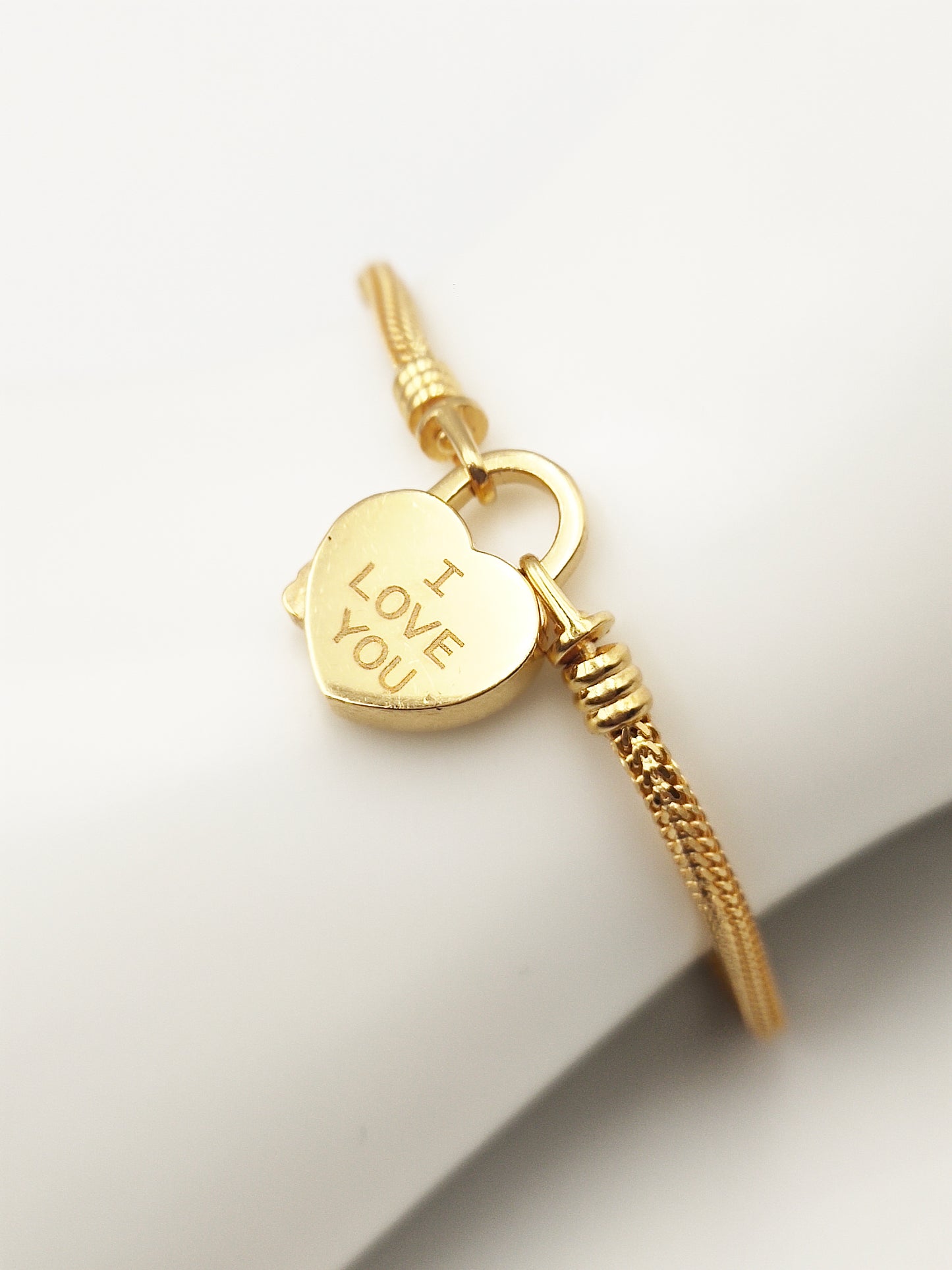 916 Love Lock Bracelet