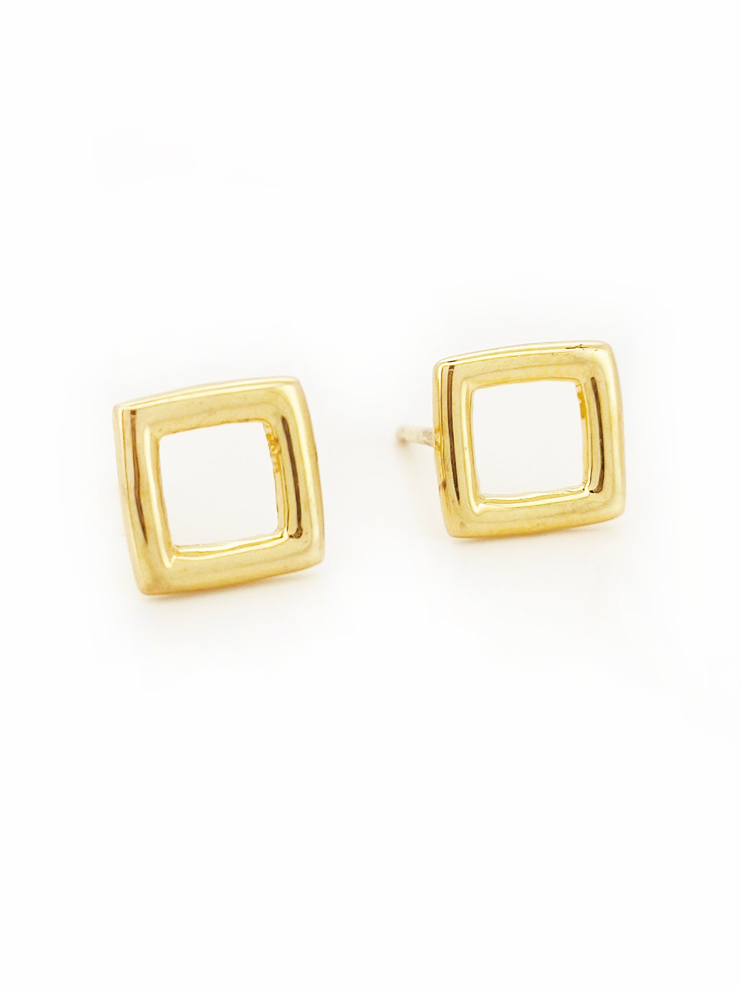 916 Square Earring