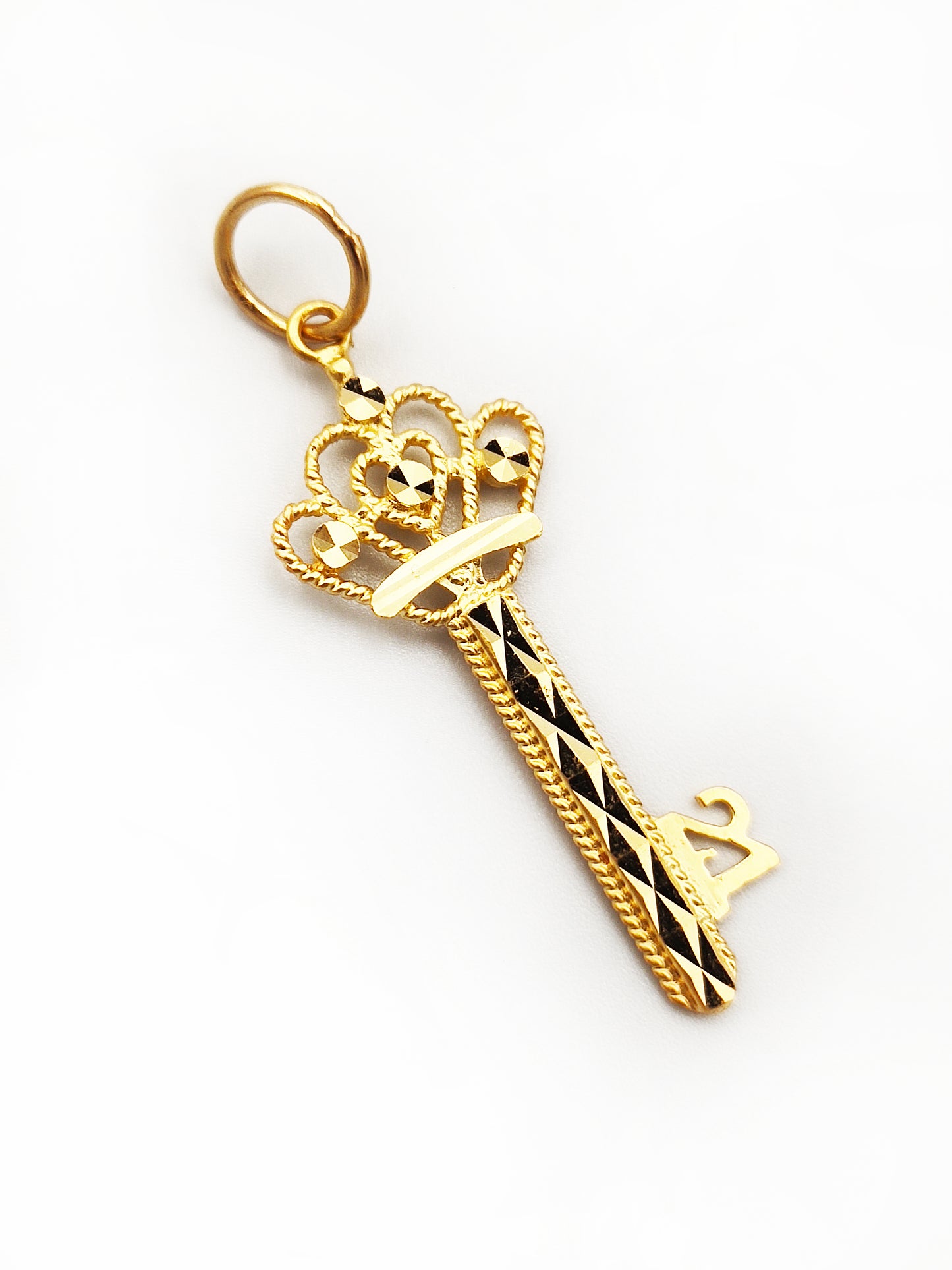 916 Key Pendant