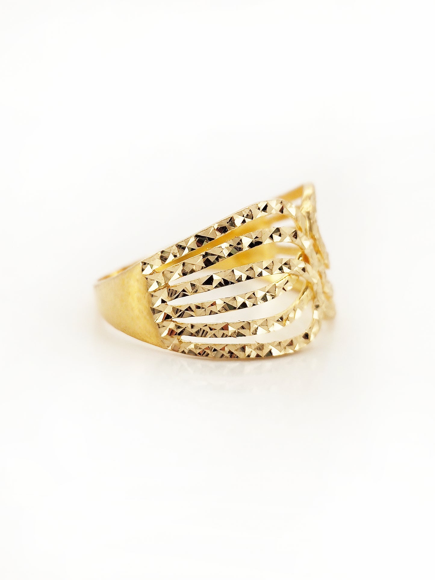 916 Gold Butterfly Ring