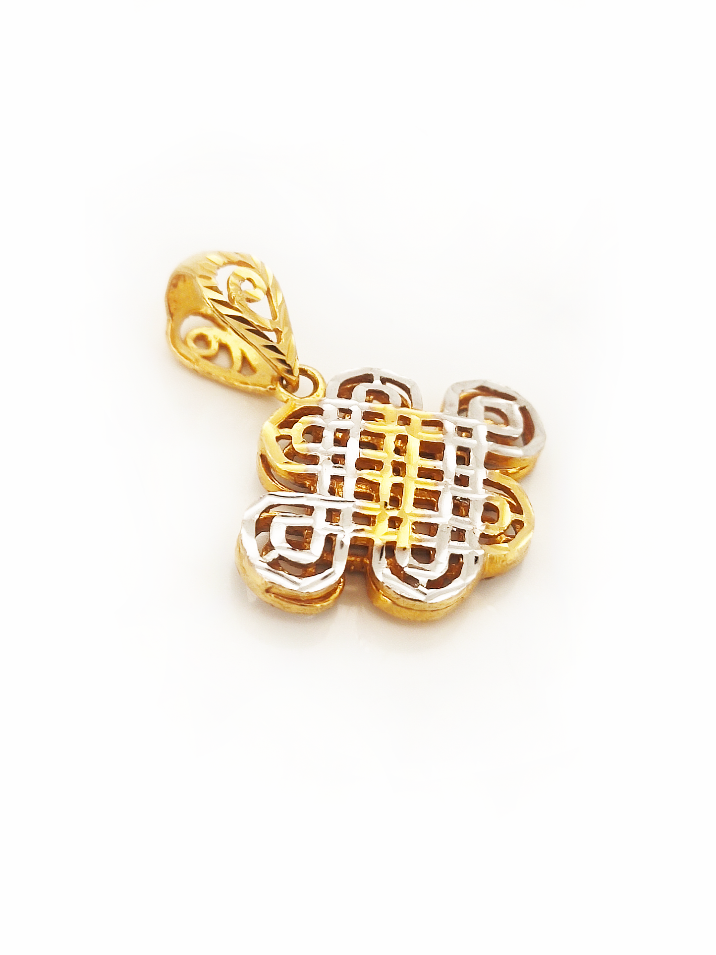 916 China Knot Pendant